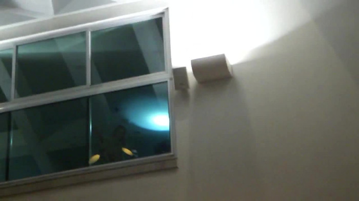 Demi  -  Sheraton Barra (1858) - Demi - She Welcomes Fans From Hotel Balcony Part oo3