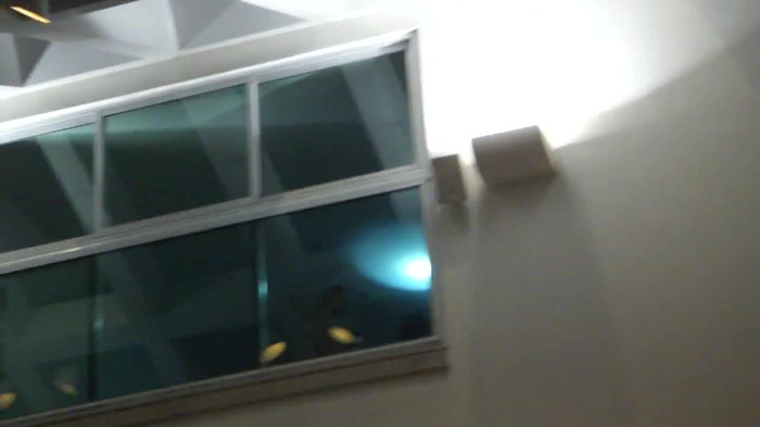 Demi  -  Sheraton Barra (1867) - Demi - She Welcomes Fans From Hotel Balcony Part oo3