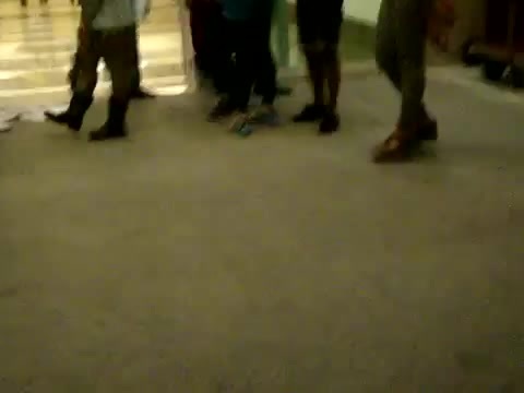 Demi Dançando Na Porta Do Hotel RJ 692
