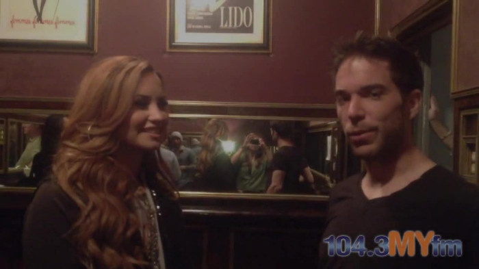 1043 MYfm\'s Ty Bentli with Demi Lovato in LA 0072