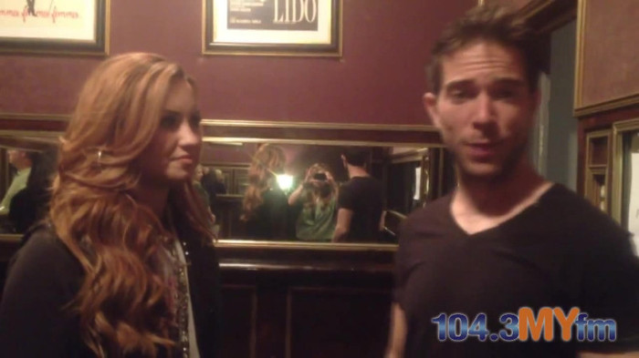 1043 MYfm\'s Ty Bentli with Demi Lovato in LA 0364 - Demi - 1043 MYfm Ty Bentli