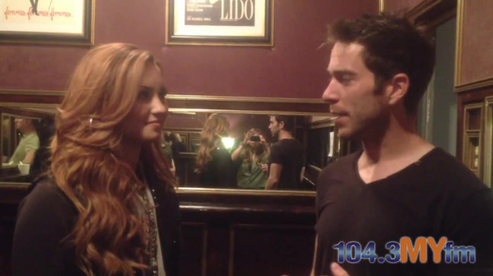 1043 MYfm\'s Ty Bentli with Demi Lovato in LA 0438 - Demi - 1043 MYfm Ty Bentli