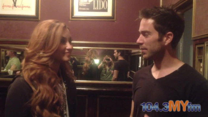 1043 MYfm\'s Ty Bentli with Demi Lovato in LA 0452 - Demi - 1043 MYfm Ty Bentli