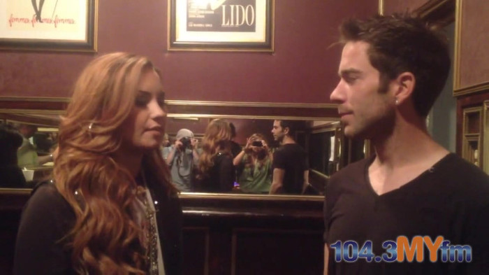 1043 MYfm\'s Ty Bentli with Demi Lovato in LA 0653