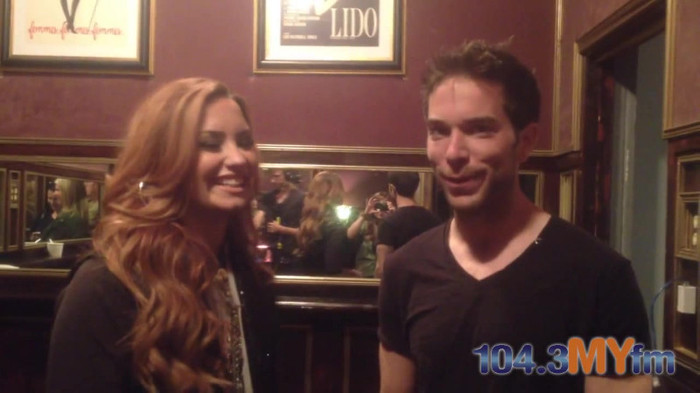 1043 MYfm\'s Ty Bentli with Demi Lovato in LA 1371 - Demi - 1043 MYfm Ty Bentli Part oo2