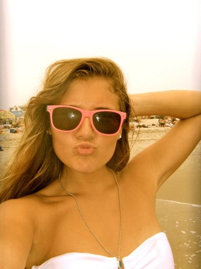 281938_240143939340360_211260815562006_845675_1160055_n