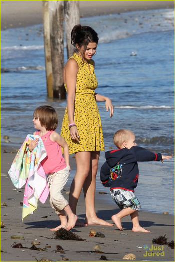 2 - Jelena at Malibu Beach---19 February 2012