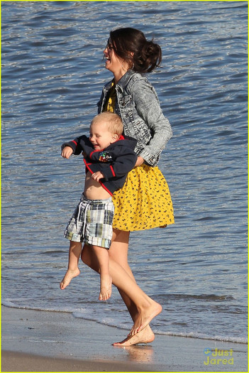 8 - Jelena at Malibu Beach---19 February 2012