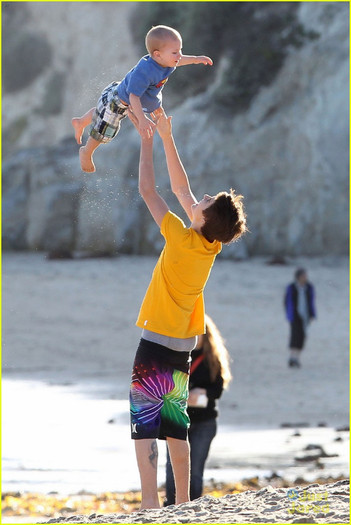 11 - Jelena at Malibu Beach---19 February 2012