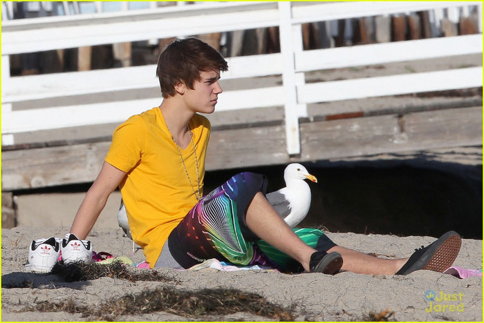 18 - Jelena at Malibu Beach---19 February 2012