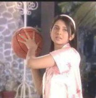 296175_202961389773910_100001801513204_497900_986040710_a - Jenny 3