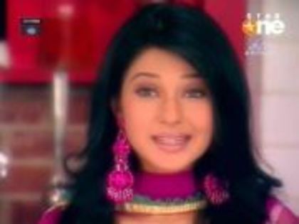 313883_203445383058844_100001801513204_499188_886040952_a - Jenny 3