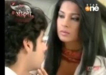OQAAAFo17HJeyZ9HmucqEdaYK_M293FnJ0dRv_yHbuJ2BYfTiazAptiPe1YirjMCWAYW1m-9vUUI9ciLTA-jmrDbHlcAm1T1UL-A - jennifer winget 4