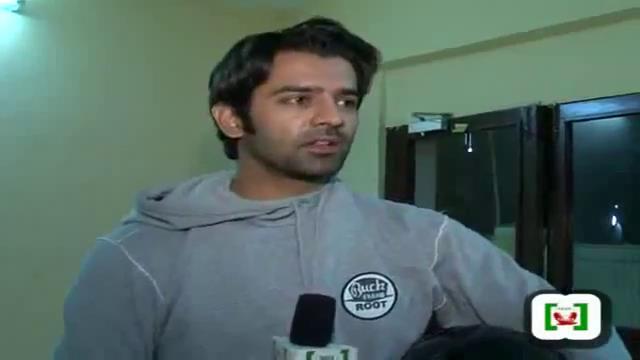 1 (9) - Iss Pyaar Ko Kya Naam Doon - BARUN - Caps