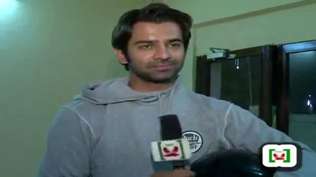 1 (15) - Iss Pyaar Ko Kya Naam Doon - BARUN - Caps