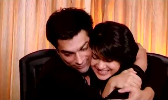 546208_390810117625407_145556422150779_1169438_1089499737_n - KaJen primul interviu dupa nunta