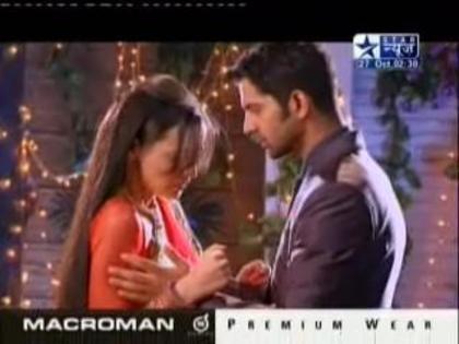 1 (18) - Iss Pyaar Ko Kya Naam Doon - SaRun - OffScreen - Snaps