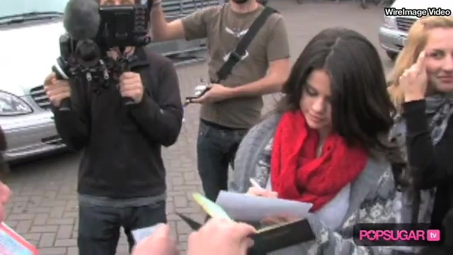 Selena Gomez in London for Fans & Fashion 221