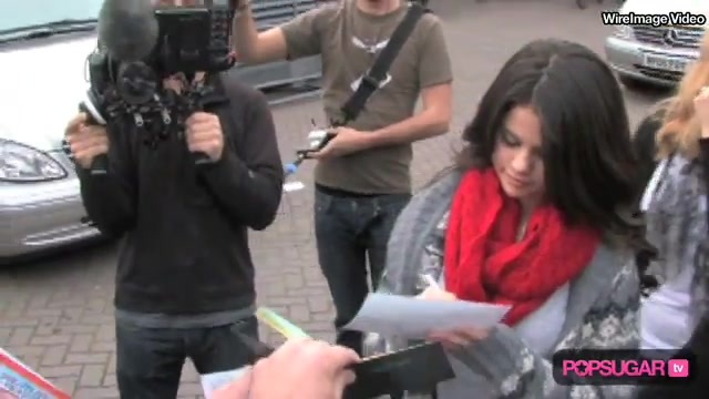 Selena Gomez in London for Fans & Fashion 230