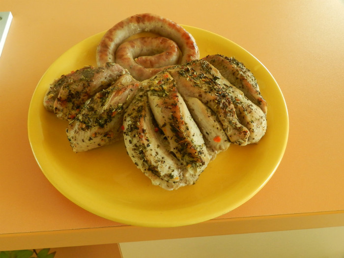 PORC PE FARFURIE:) - GUSTOSENII