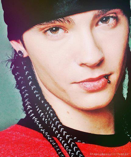 29681424704722867019610