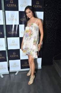 10 - Dill Mill Gayye - Shona - At 26th Gehna Jewellery Anniversary Bash