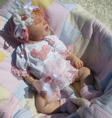 Sarah adoptata de:SelenaWorldGomez