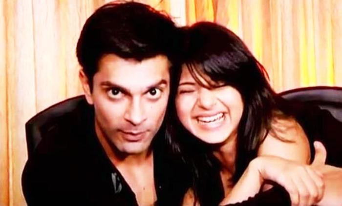 KAJEN44 - 0000_Mr and Mrs Grovers latest pic after wedding