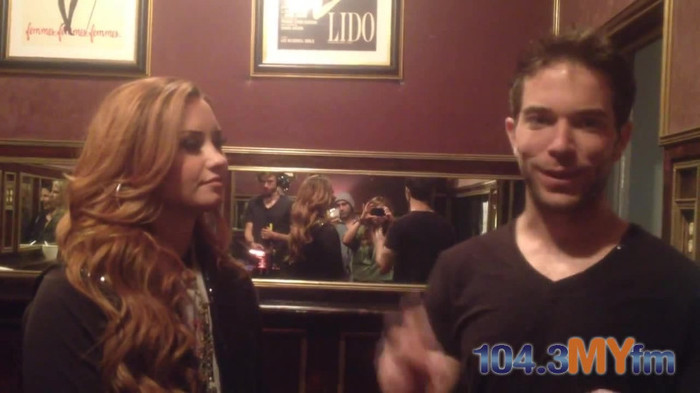 1043 MYfm\'s Ty Bentli with Demi Lovato in LA 2433 - Demi - 1043 MYfm Ty Bentli Part oo4