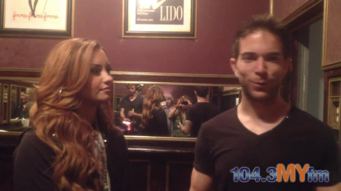1043 MYfm\'s Ty Bentli with Demi Lovato in LA 2448 - Demi - 1043 MYfm Ty Bentli Part oo4