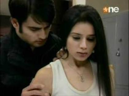 abhiya4