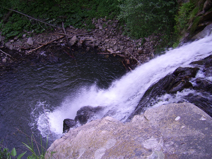 25. Cascada Bucias (1)