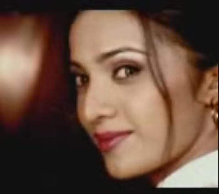 8 - Shilpa Anand In Music Video With Ayaz Khan