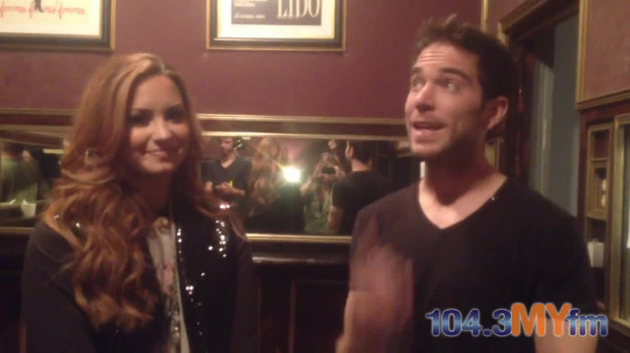 1043 MYfm\'s Ty Bentli with Demi Lovato in LA 5334 - Demi - 1043 MYfm Ty Bentli Part o10