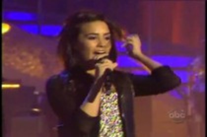 Demi Lovato Performs on Dancing With The Stars (28)