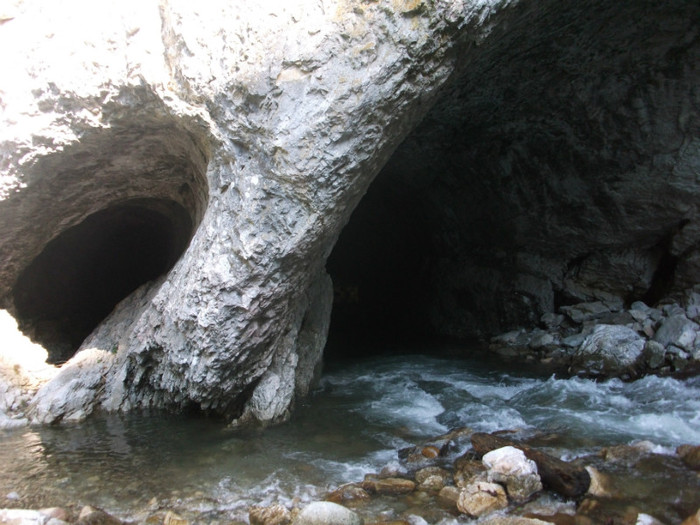 poze 170 - plimbare pe Sohodol