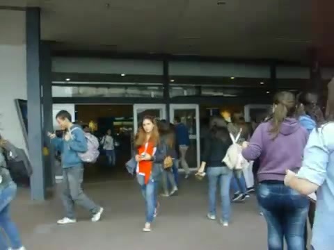 Demi Lovato at the airport. Argentina. 2012 0028 - Demi at the airport Argentina 2012