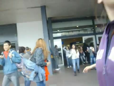 Demi Lovato at the airport. Argentina. 2012 0148