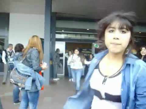 Demi Lovato at the airport. Argentina. 2012 0168
