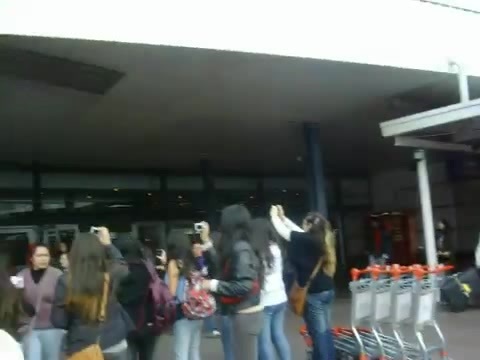 Demi Lovato at the airport. Argentina. 2012 0441 - Demi at the airport Argentina 2012