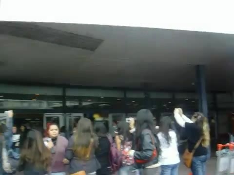 Demi Lovato at the airport. Argentina. 2012 0472