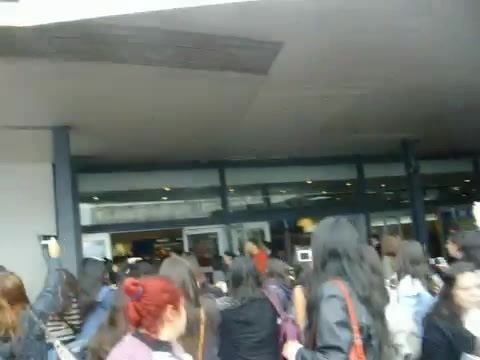 Demi Lovato at the airport. Argentina. 2012 0550