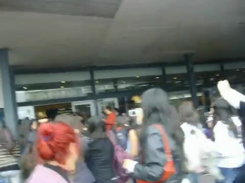 Demi Lovato at the airport. Argentina. 2012 0570