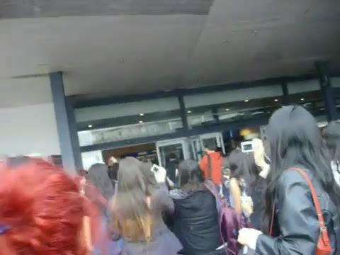 Demi Lovato at the airport. Argentina. 2012 0607 - Demi at the airport Argentina 2012 Part oo1