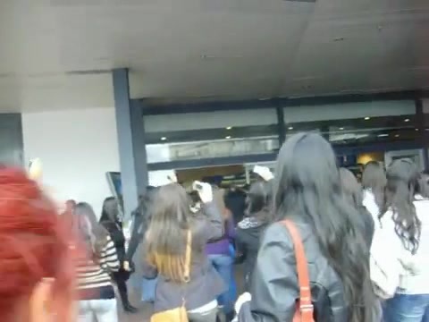 Demi Lovato at the airport. Argentina. 2012 0660 - Demi at the airport Argentina 2012 Part oo1
