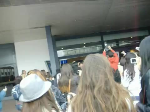 Demi Lovato at the airport. Argentina. 2012 0814