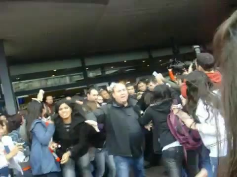 Demi Lovato at the airport. Argentina. 2012 0989