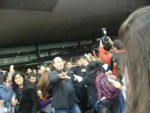 Demi Lovato at the airport. Argentina. 2012 1002 - Demi at the airport Argentina 2012 Part oo1