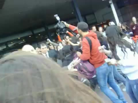 Demi Lovato at the airport. Argentina. 2012 1047 - Demi at the airport Argentina 2012 Part oo2