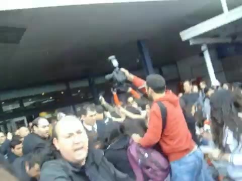 Demi Lovato at the airport. Argentina. 2012 1063